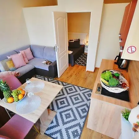 Close To The Beach, * 우스트 노리 모르스키